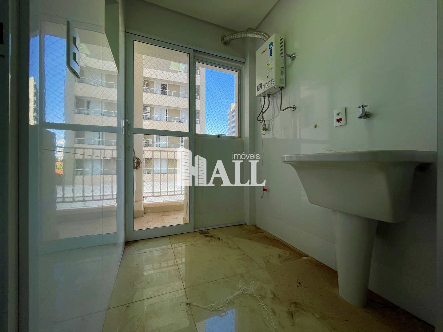 Apartamento à venda com 3 quartos, 137m² - Foto 7