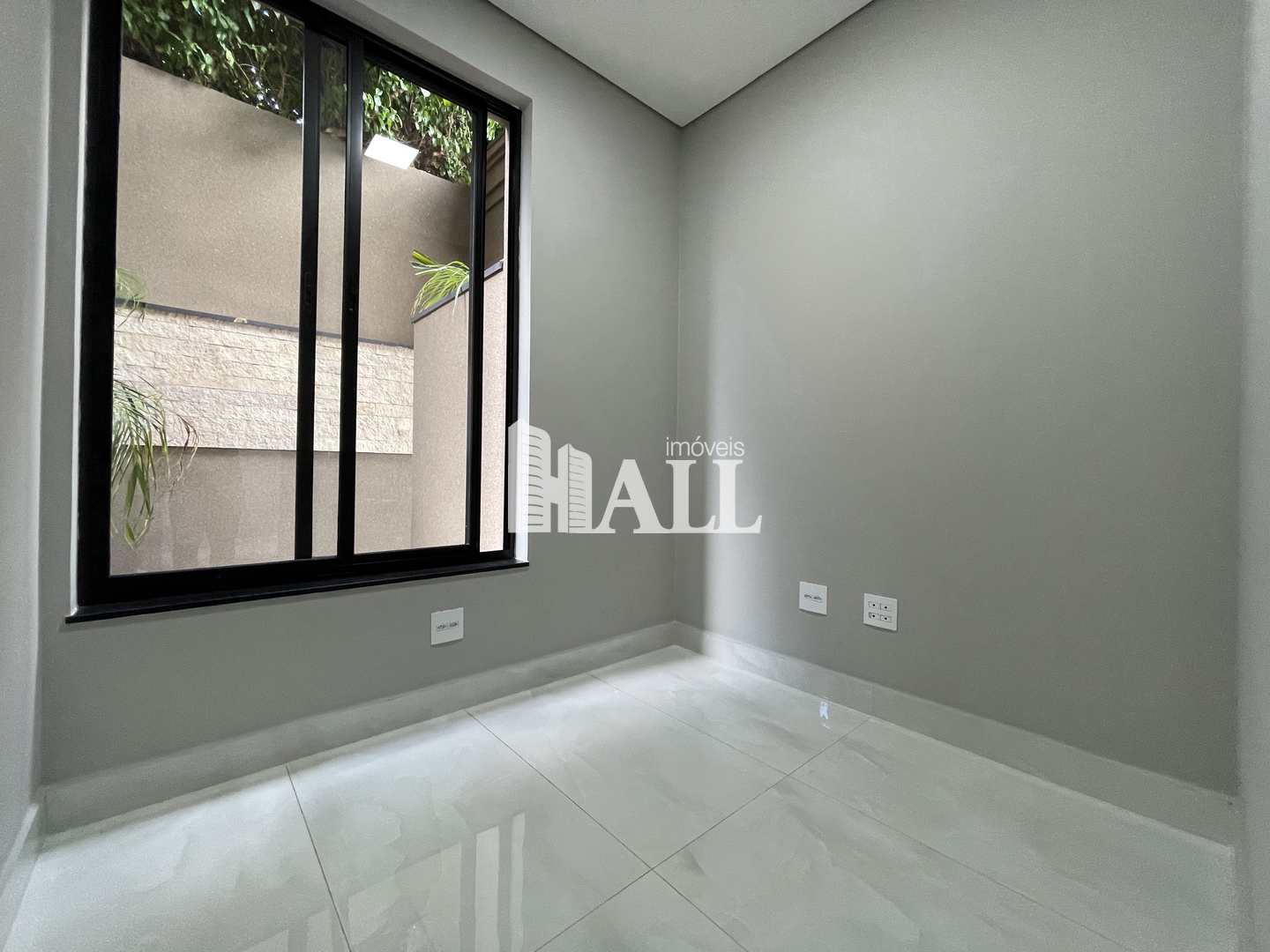 Casa de Condomínio à venda com 4 quartos, 295m² - Foto 4