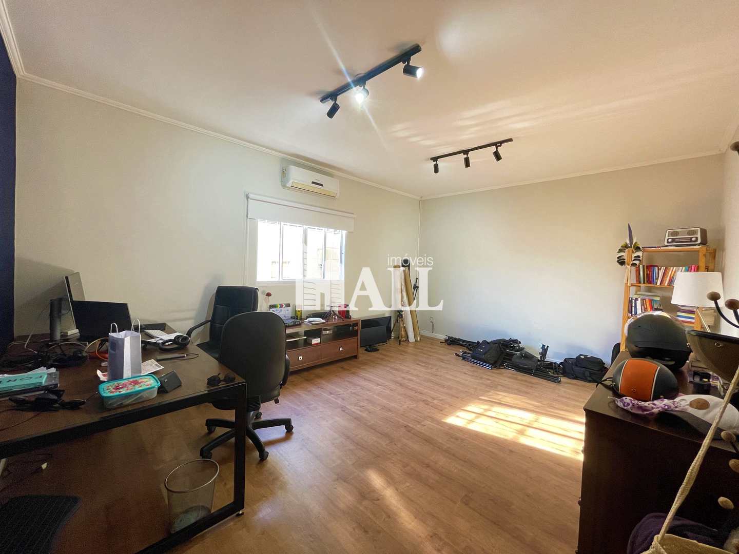 Casa à venda com 4 quartos, 220m² - Foto 8