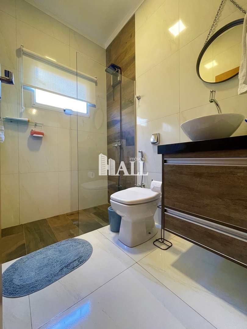 Casa à venda com 4 quartos, 220m² - Foto 14