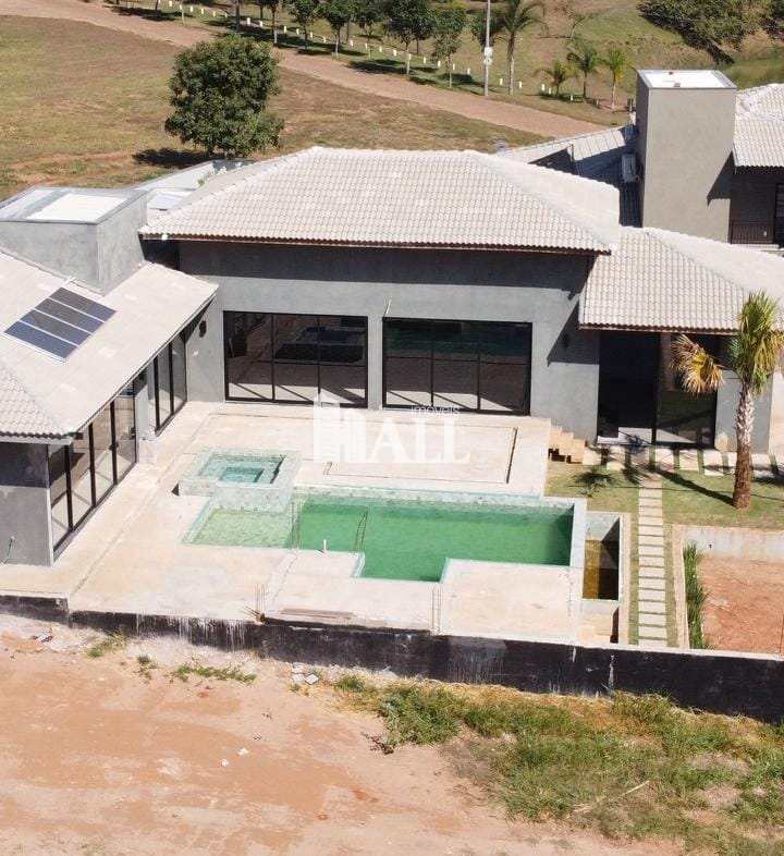 Casa de Condomínio à venda com 3 quartos, 311m² - Foto 3