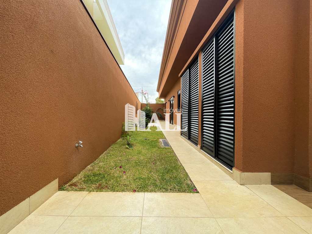 Casa de Condomínio à venda com 3 quartos, 380m² - Foto 27