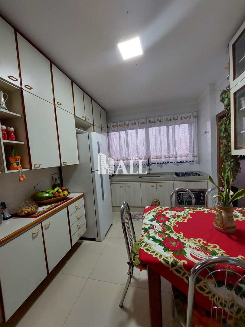 Apartamento à venda com 3 quartos, 107m² - Foto 6