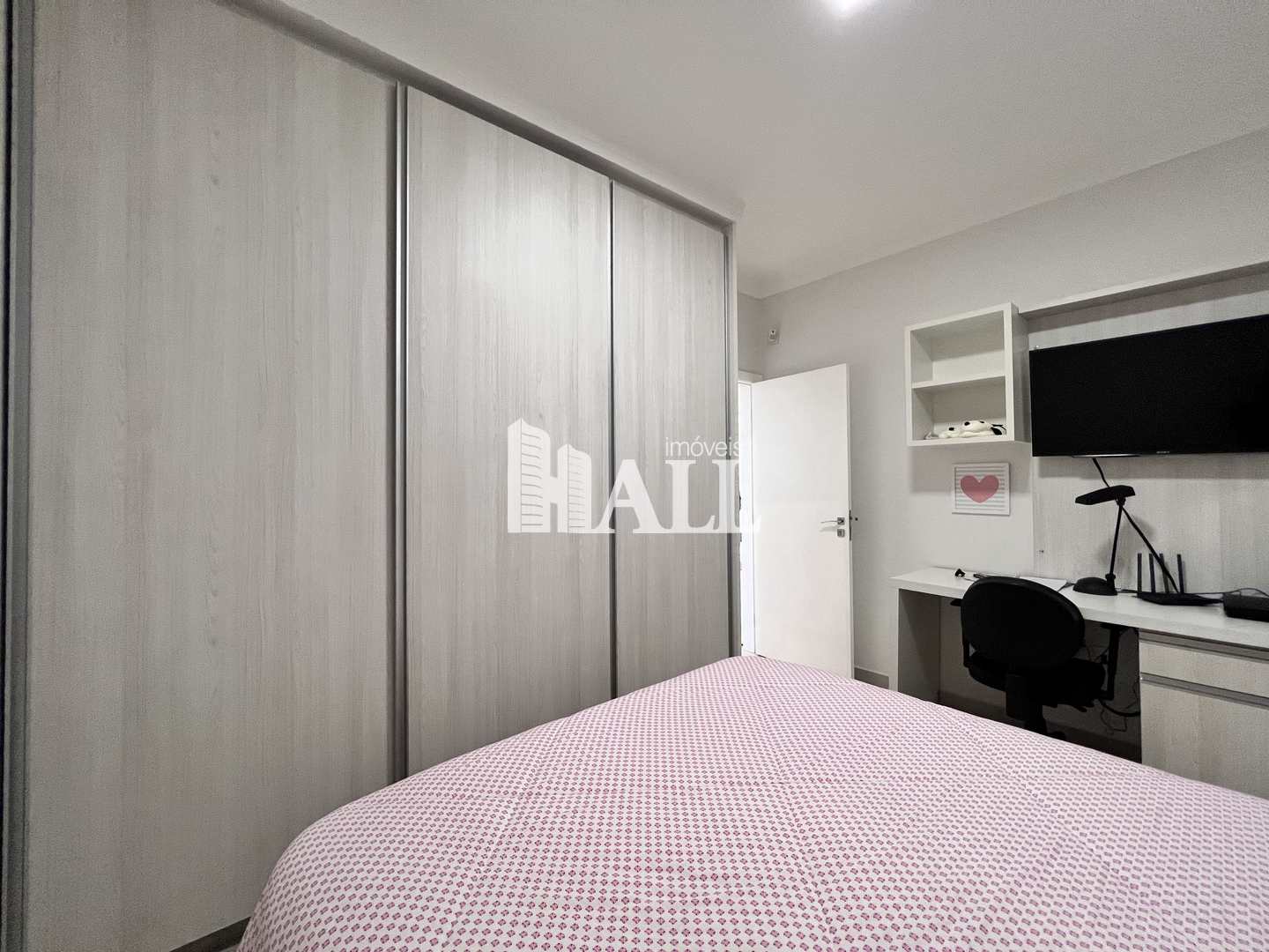 Casa à venda com 3 quartos, 277m² - Foto 10