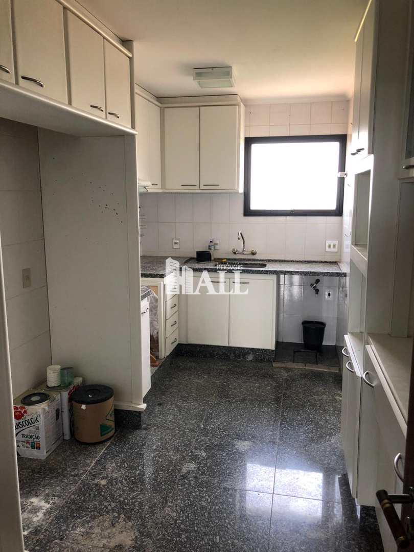 Apartamento à venda com 3 quartos, 136m² - Foto 7