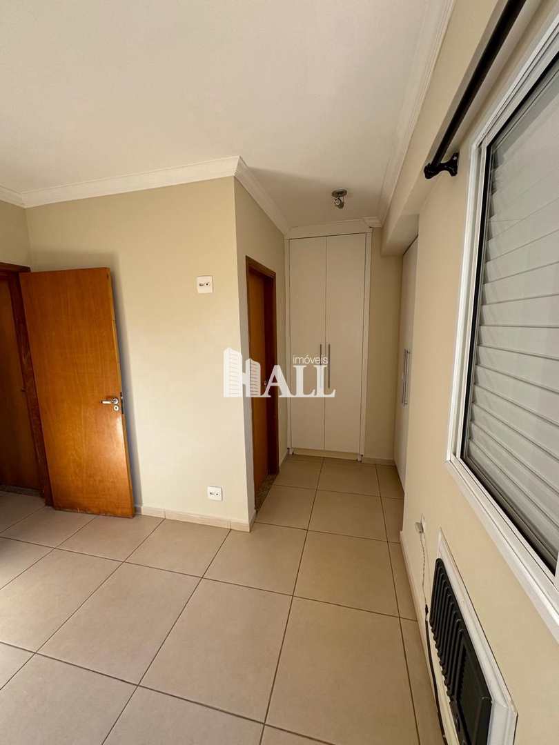 Apartamento à venda com 2 quartos, 65m² - Foto 4