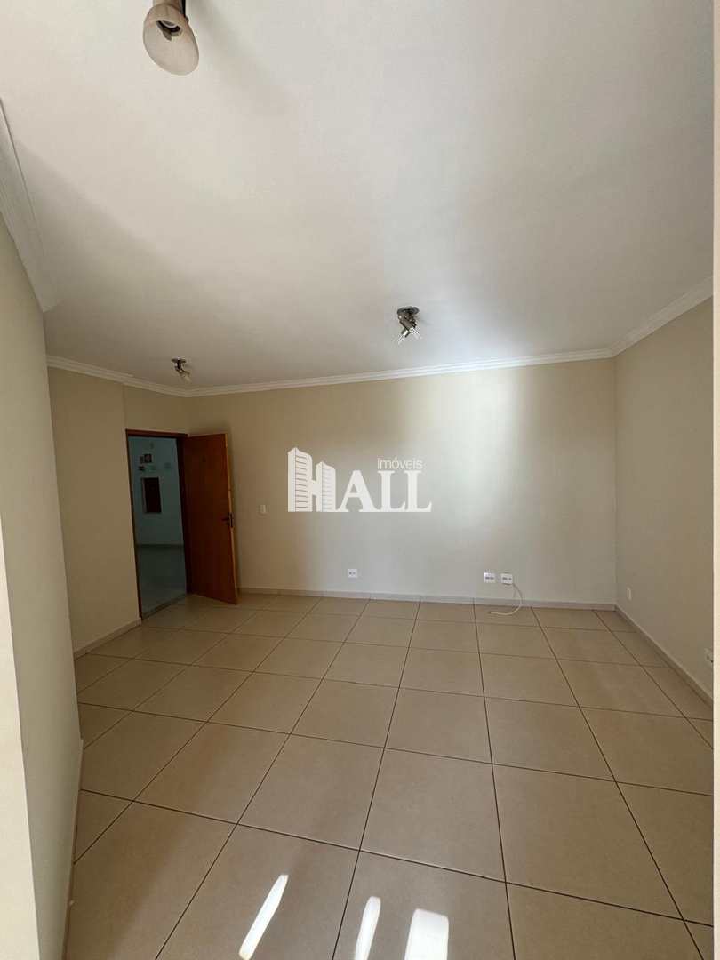 Apartamento à venda com 2 quartos, 65m² - Foto 1