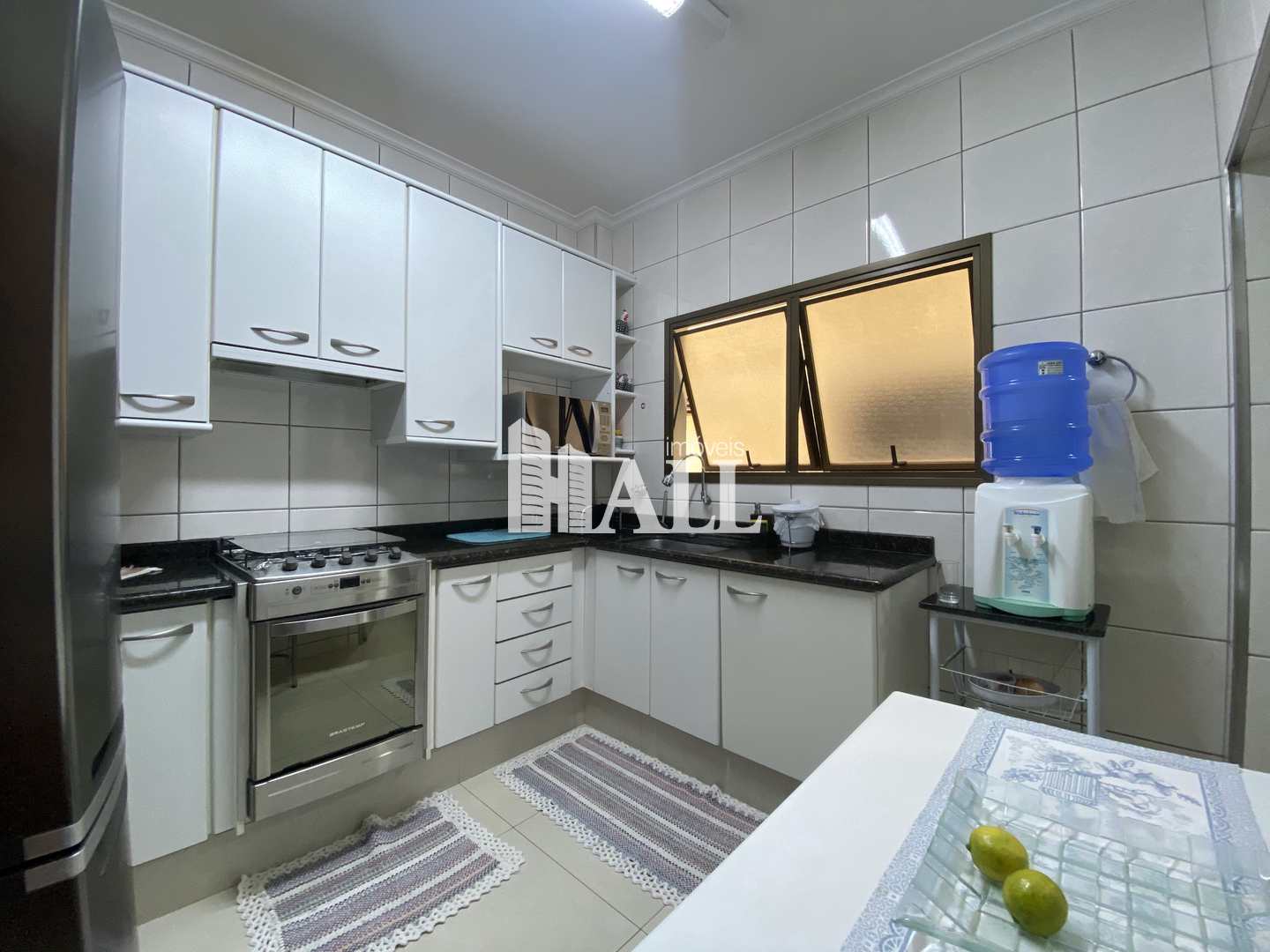 Apartamento à venda com 3 quartos, 96m² - Foto 4