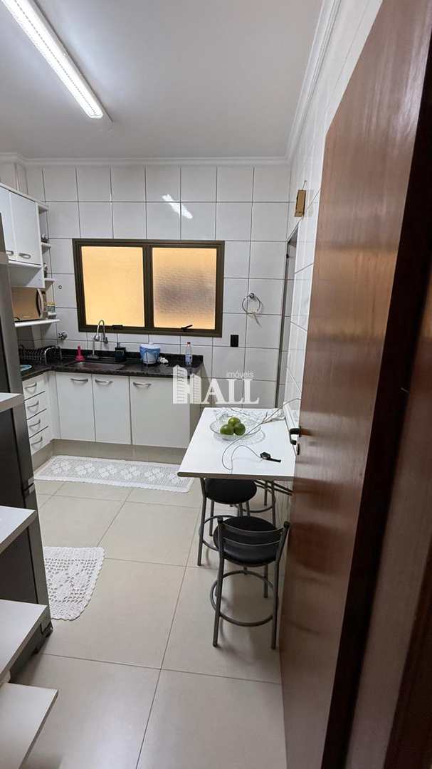 Apartamento à venda com 3 quartos, 96m² - Foto 14