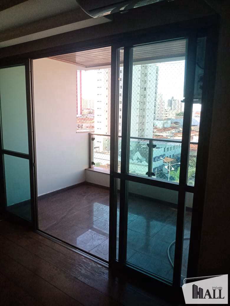 Apartamento à venda com 3 quartos, 170m² - Foto 9