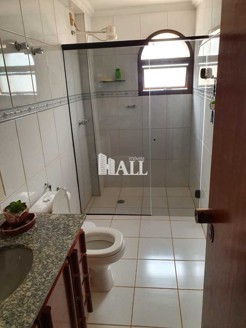 Apartamento à venda com 4 quartos, 198m² - Foto 4