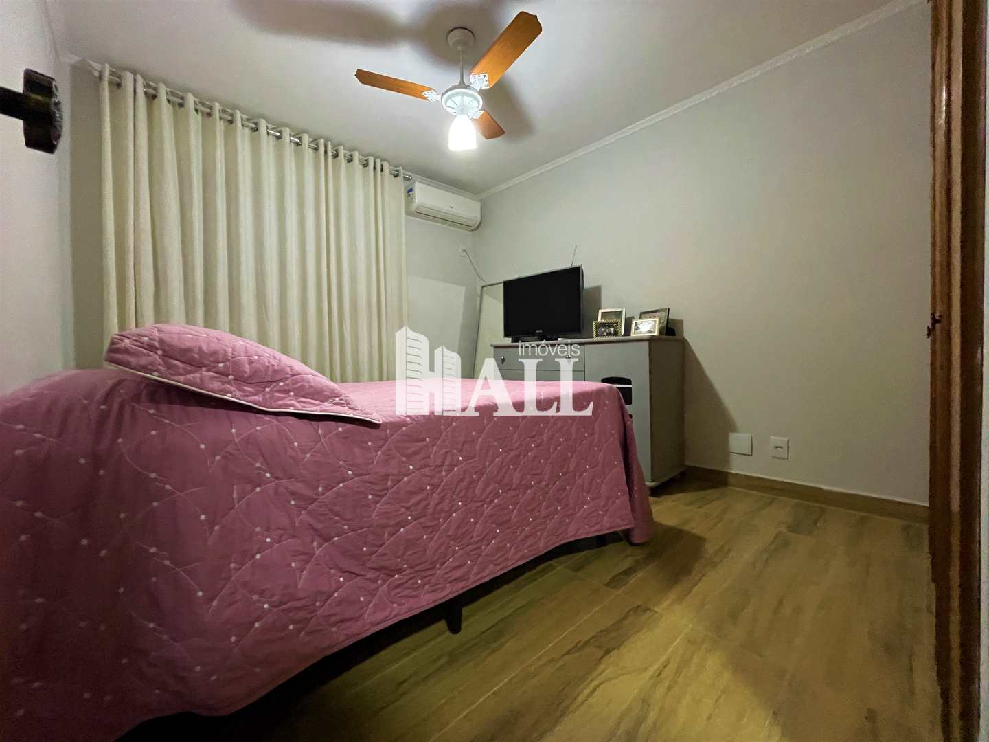 Apartamento à venda com 3 quartos, 138m² - Foto 9