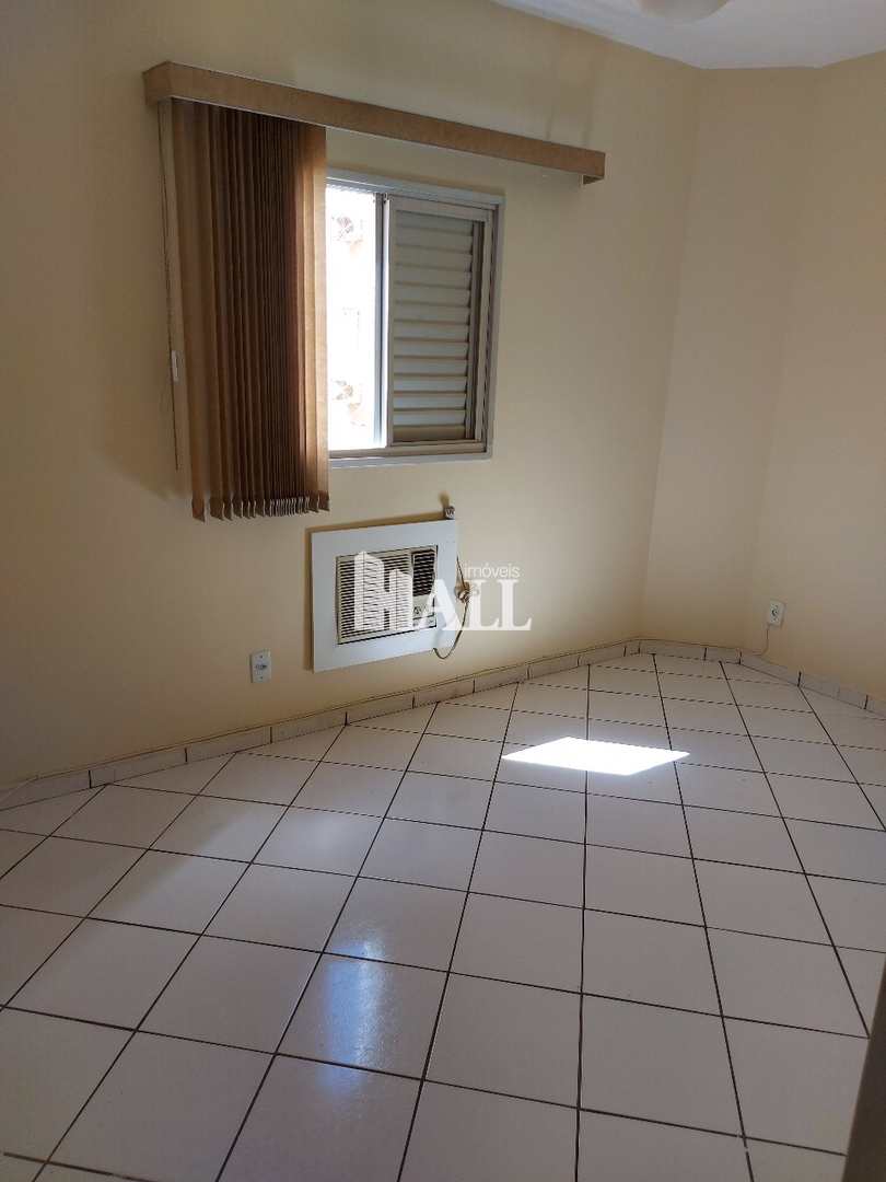 Apartamento à venda com 2 quartos, 70m² - Foto 13