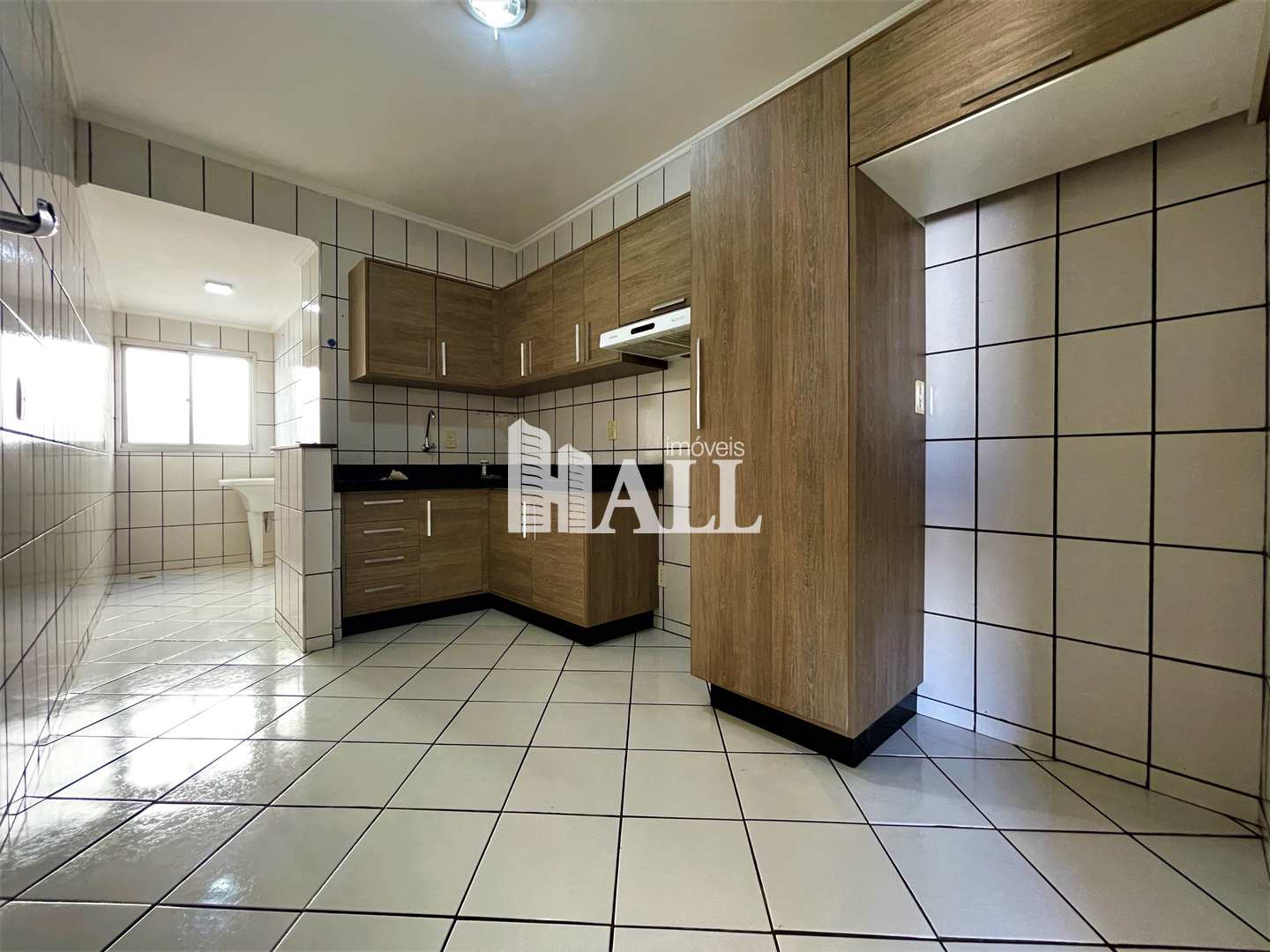 Apartamento à venda com 2 quartos, 65m² - Foto 4