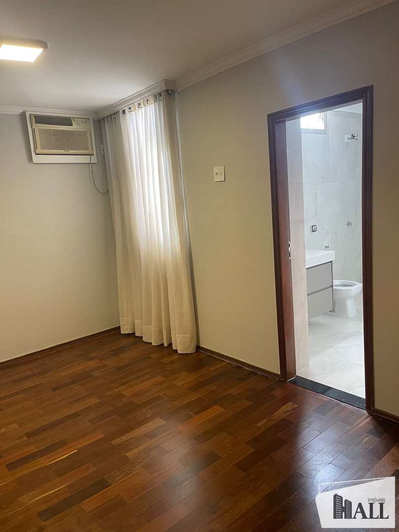 Apartamento à venda com 3 quartos, 135m² - Foto 10