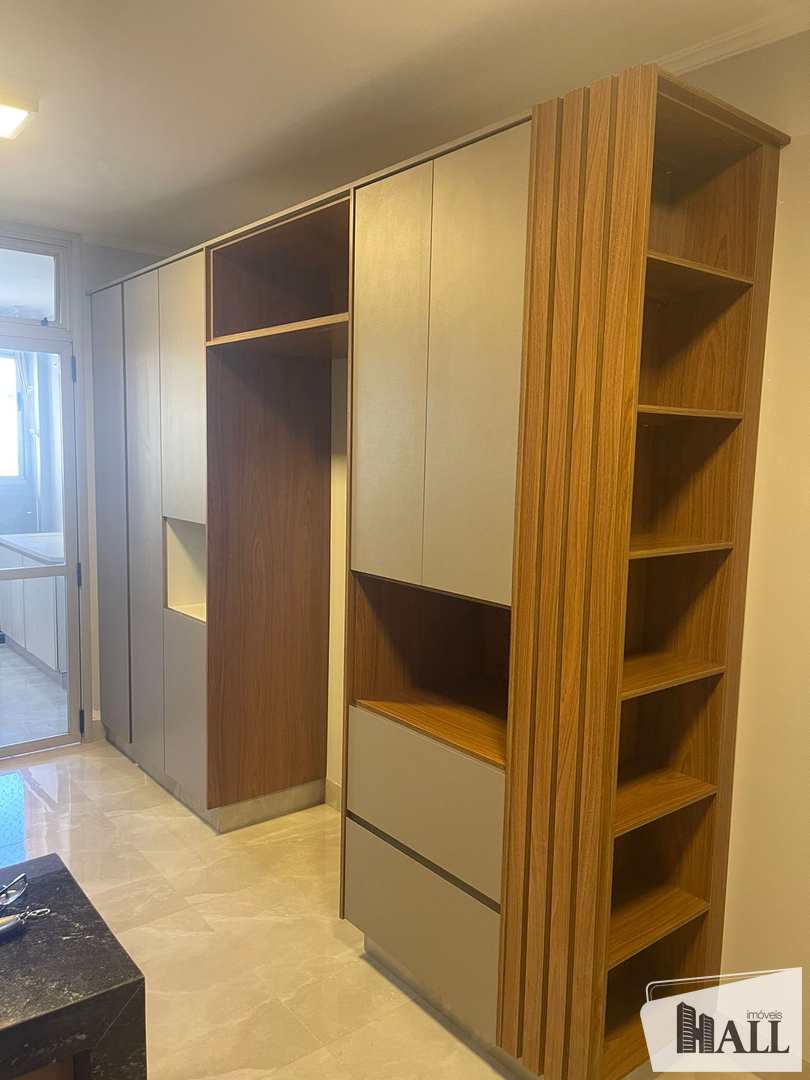 Apartamento à venda com 3 quartos, 135m² - Foto 7