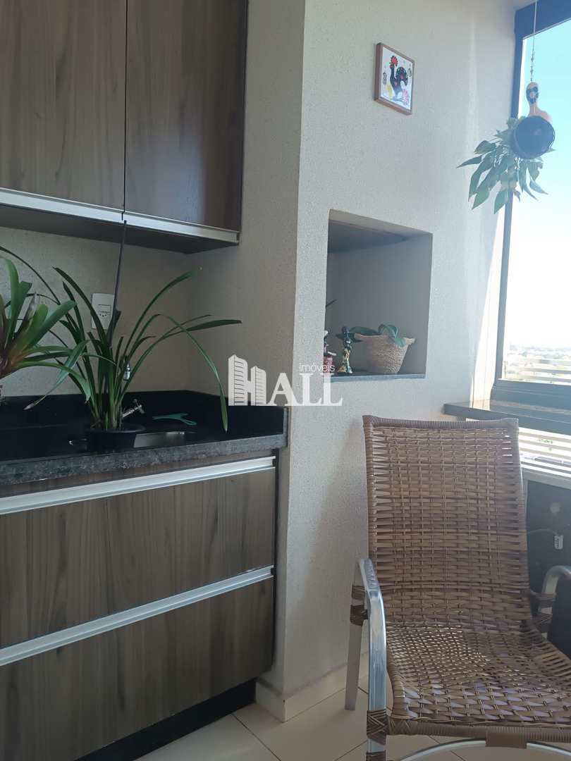 Apartamento à venda com 2 quartos, 77m² - Foto 3