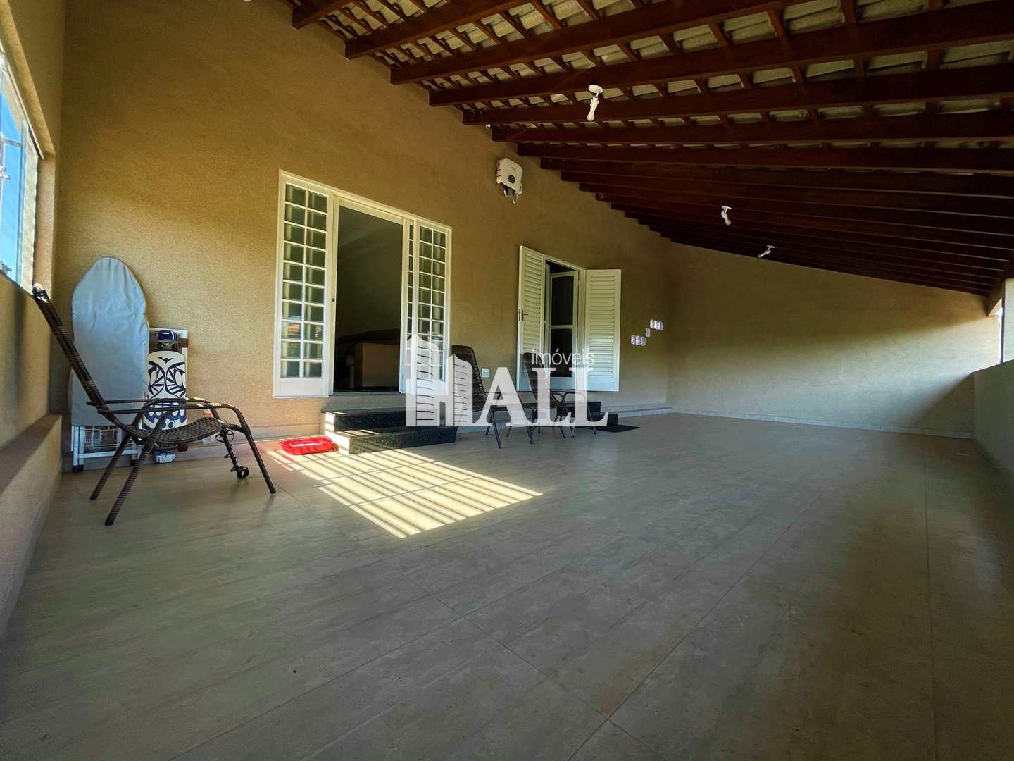 Casa à venda com 5 quartos, 240m² - Foto 17