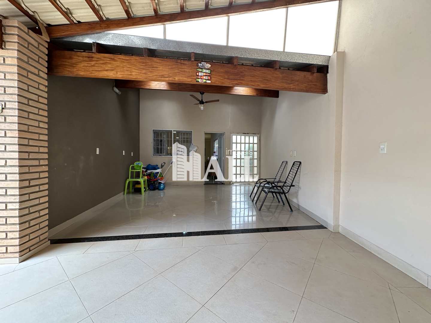 Casa à venda com 3 quartos, 240m² - Foto 18