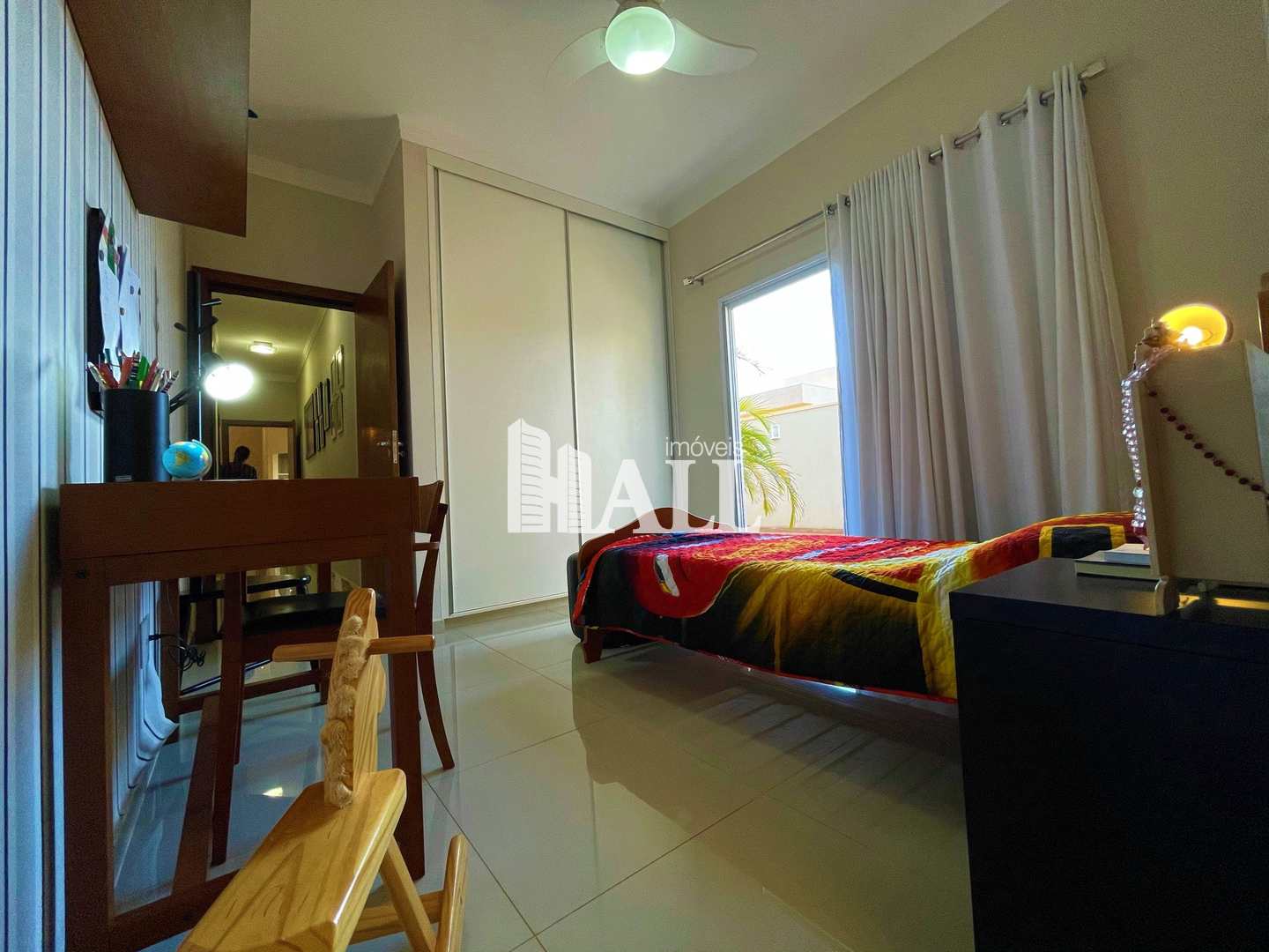 Casa de Condomínio à venda com 3 quartos, 226m² - Foto 11