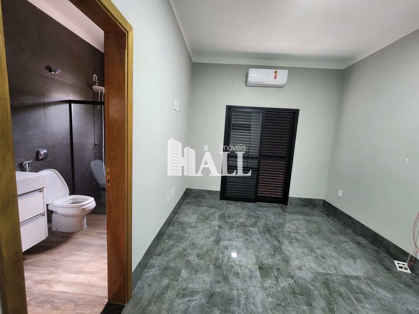 Casa à venda com 4 quartos, 264m² - Foto 9