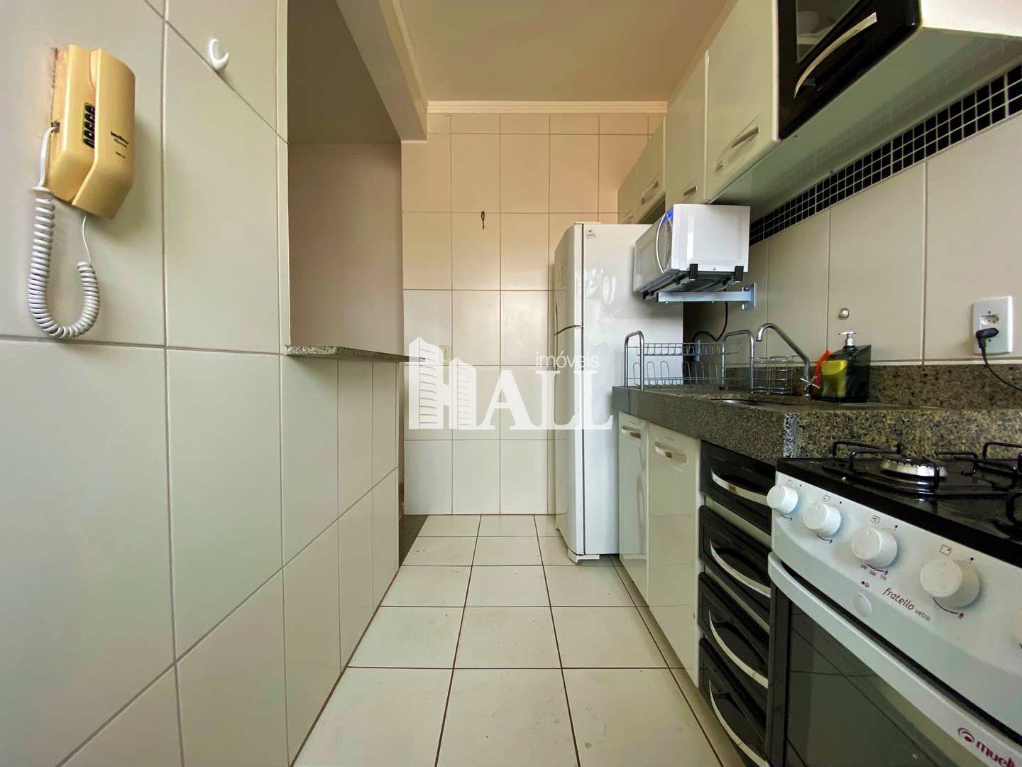 Apartamento à venda com 2 quartos, 58m² - Foto 3