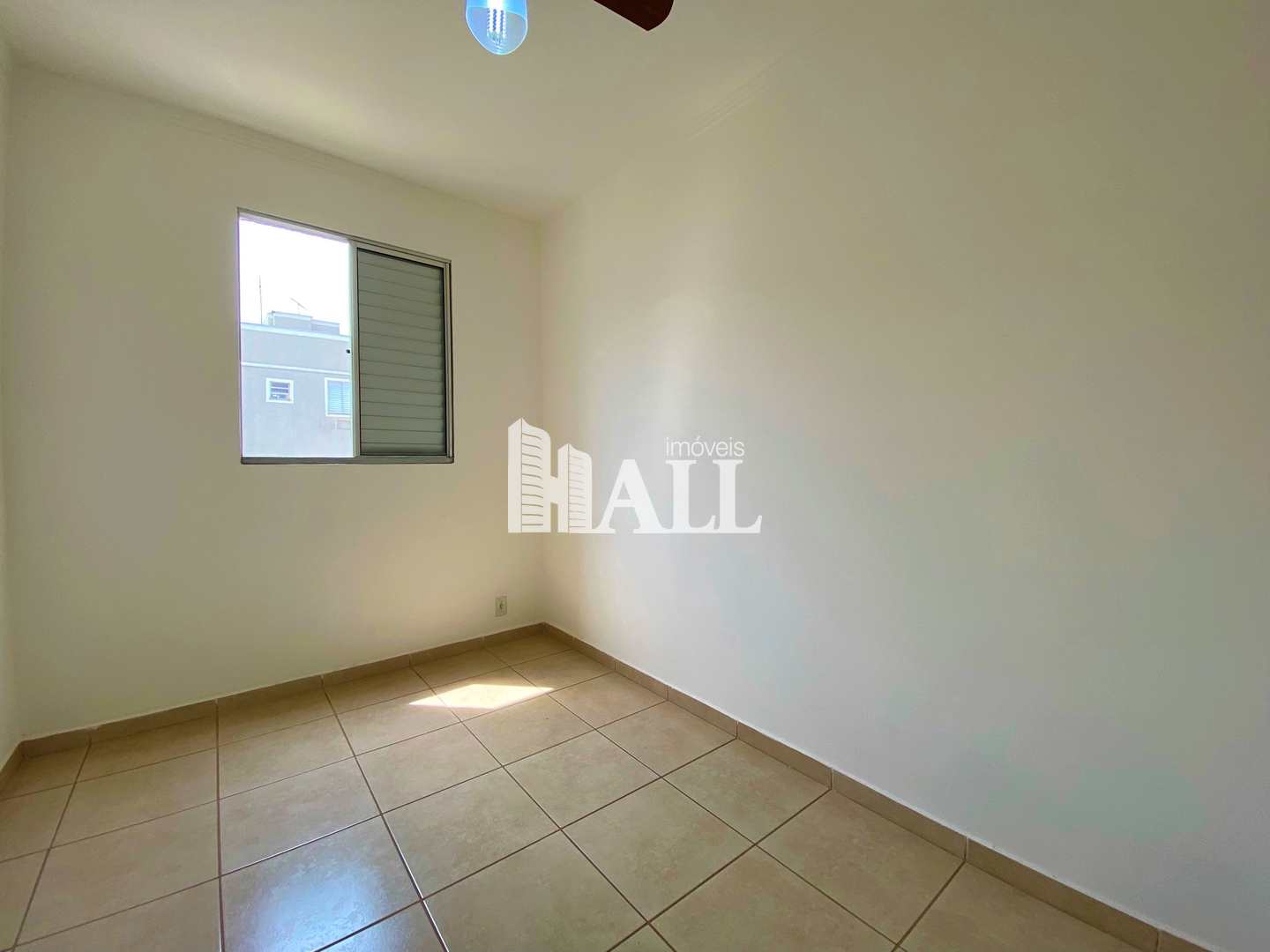 Apartamento à venda com 2 quartos, 49m² - Foto 4