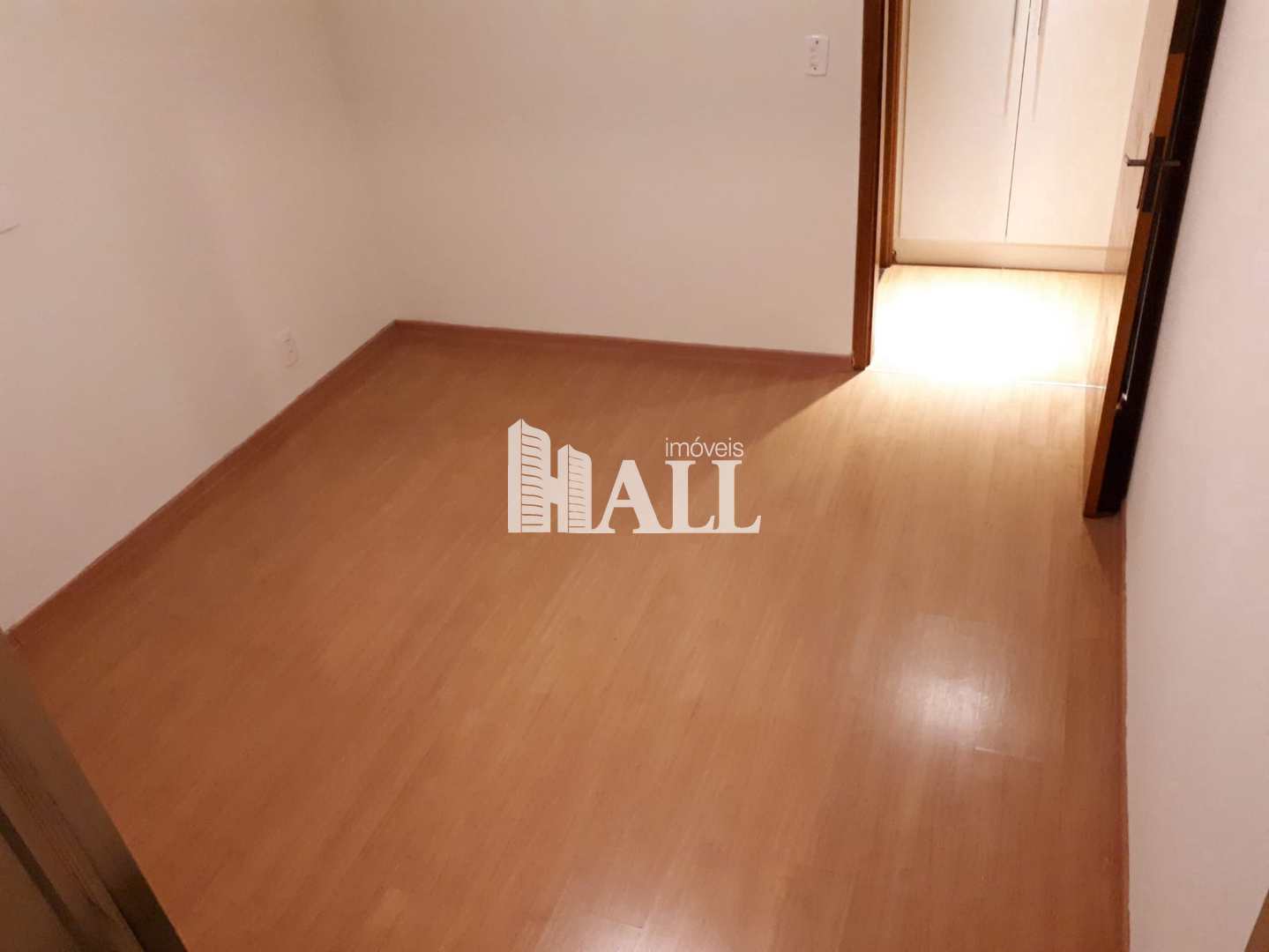 Apartamento à venda com 2 quartos, 65m² - Foto 18