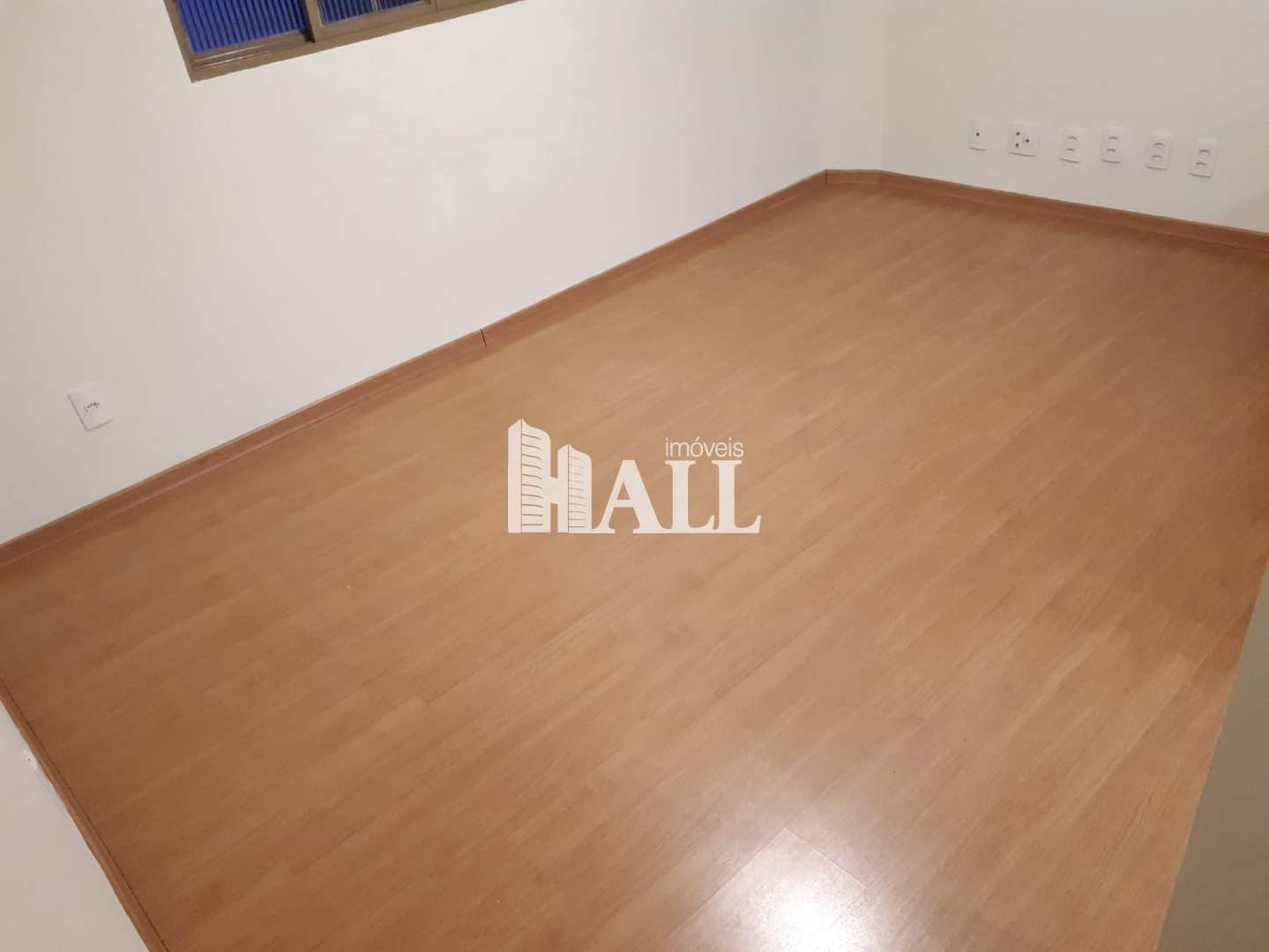 Apartamento à venda com 2 quartos, 65m² - Foto 9