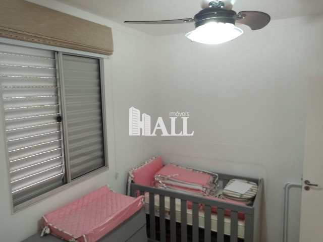 Apartamento à venda com 2 quartos, 47m² - Foto 2