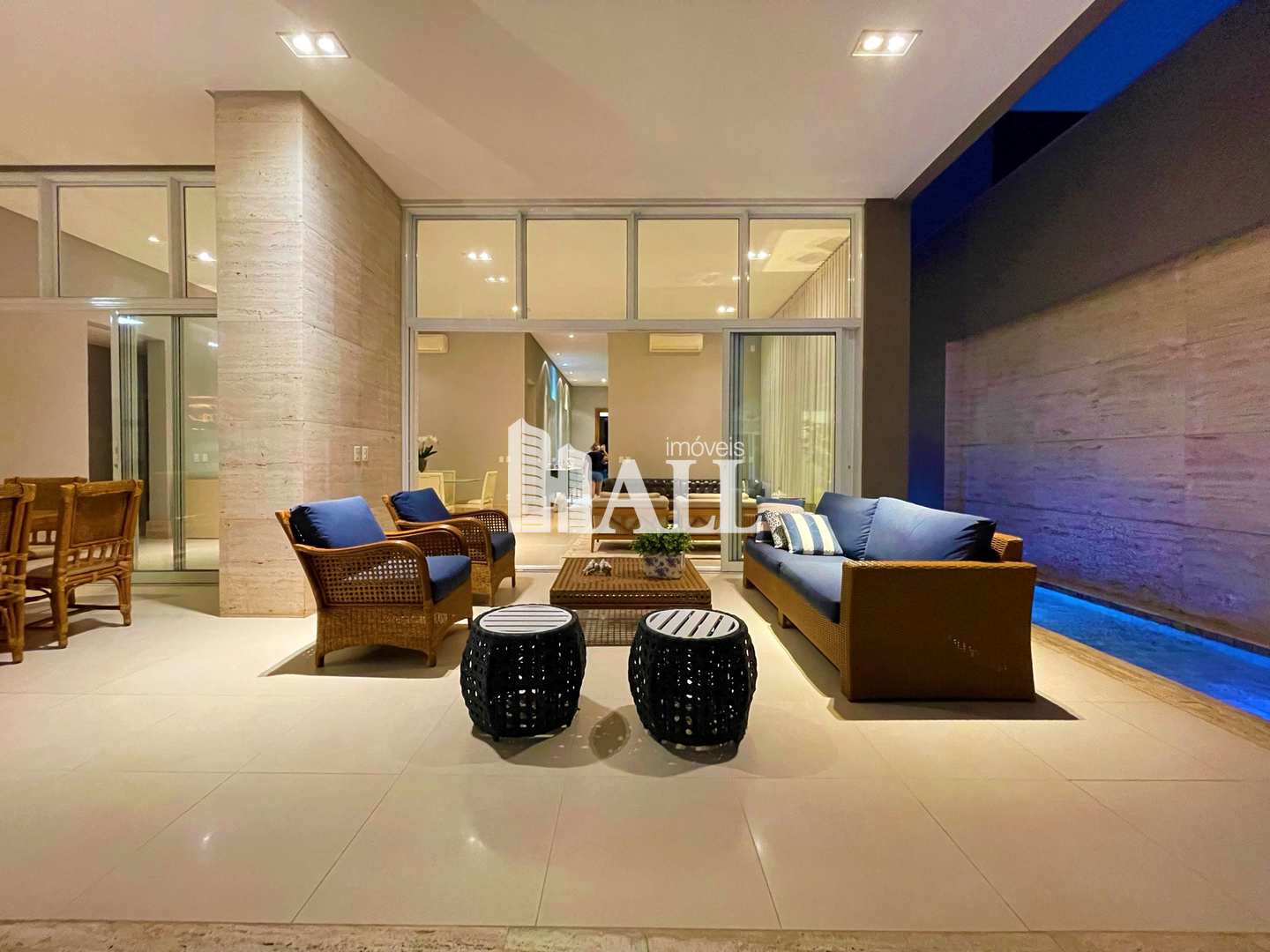 Casa de Condomínio à venda com 4 quartos, 580m² - Foto 10