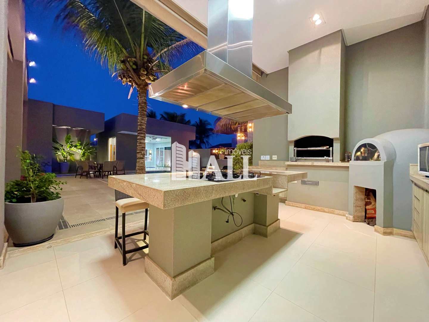 Casa de Condomínio à venda com 4 quartos, 580m² - Foto 13