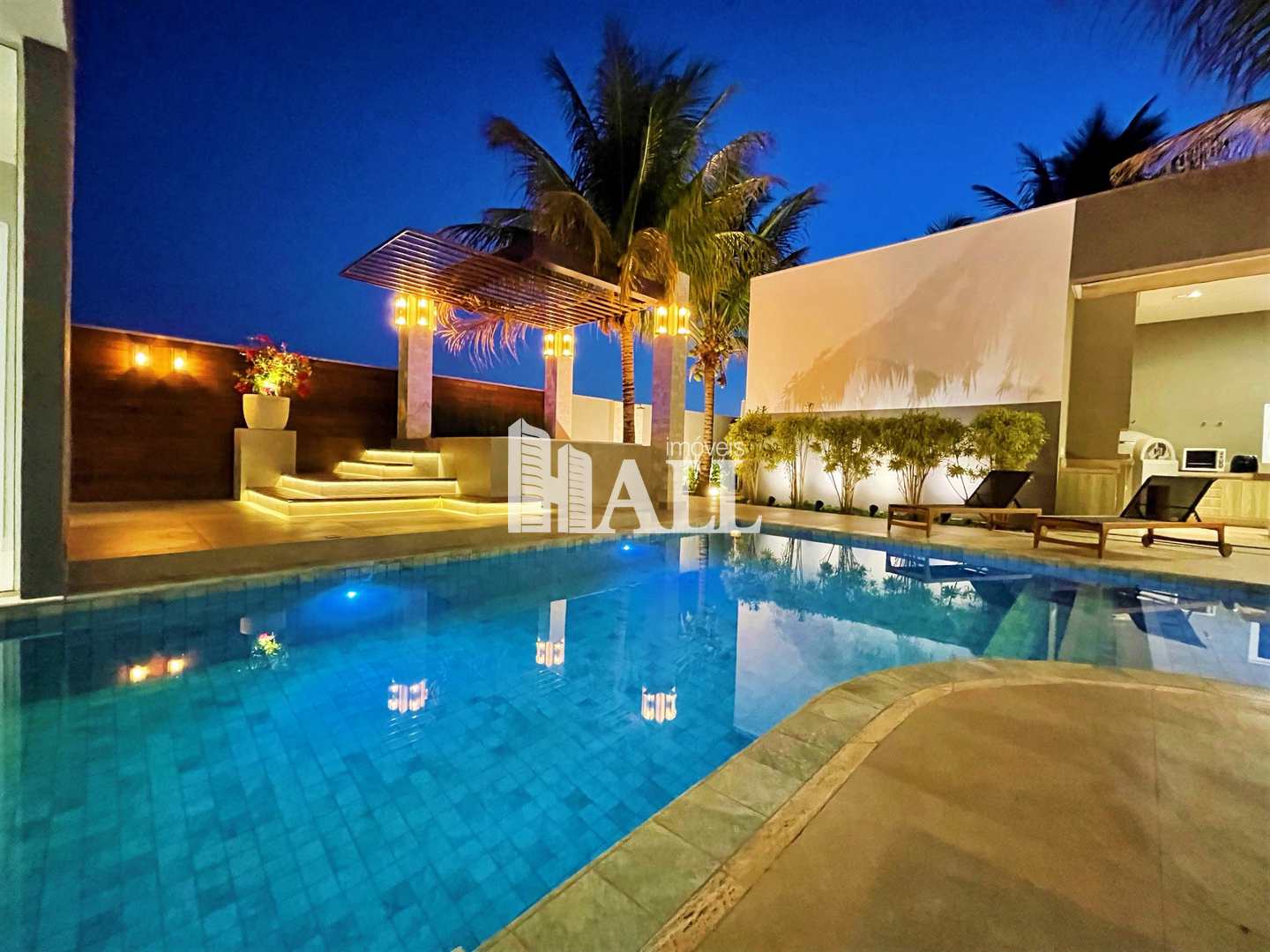 Casa de Condomínio à venda com 4 quartos, 580m² - Foto 15