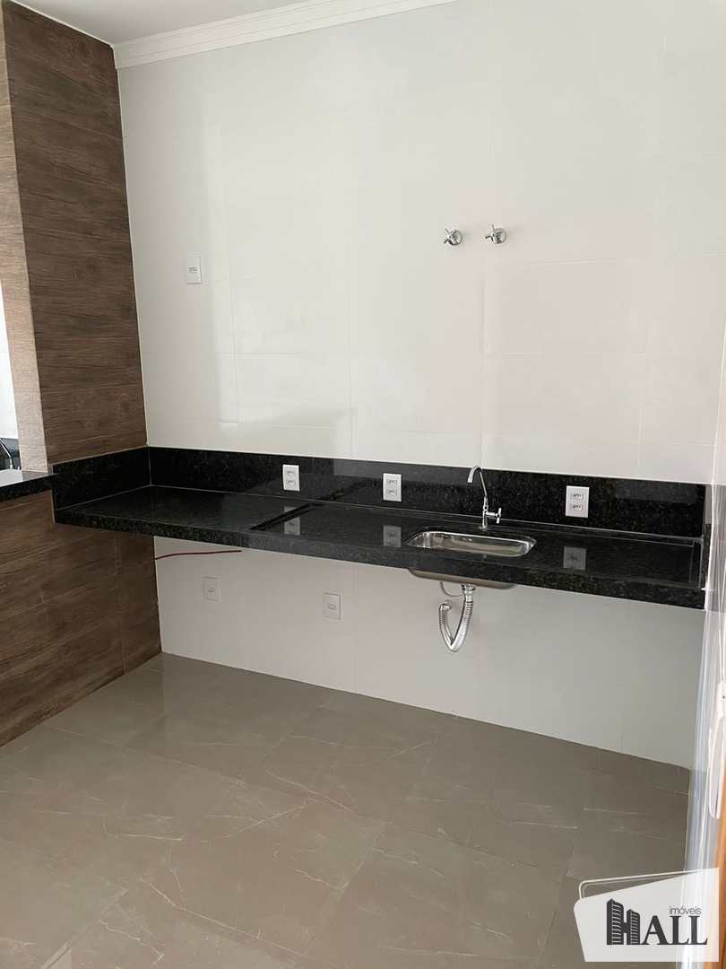 Casa à venda com 3 quartos, 120m² - Foto 4