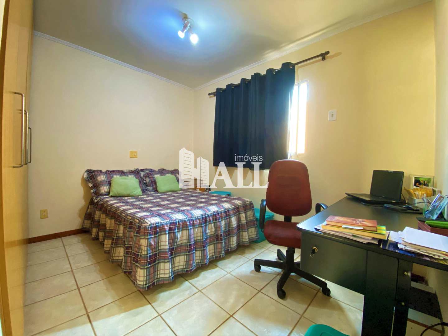 Apartamento à venda com 2 quartos, 77m² - Foto 4