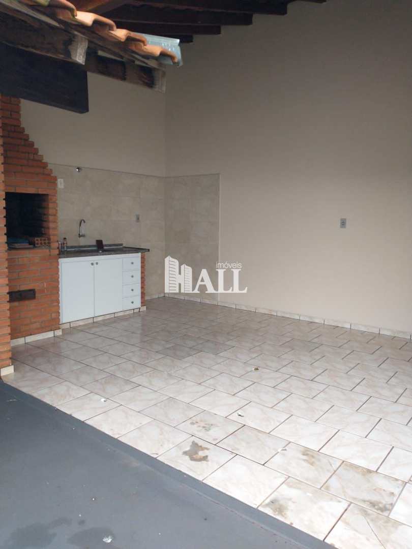 Casa à venda com 4 quartos, 385m² - Foto 2