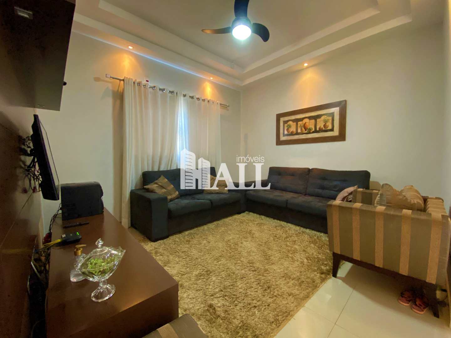 Casa à venda com 3 quartos, 170m² - Foto 2