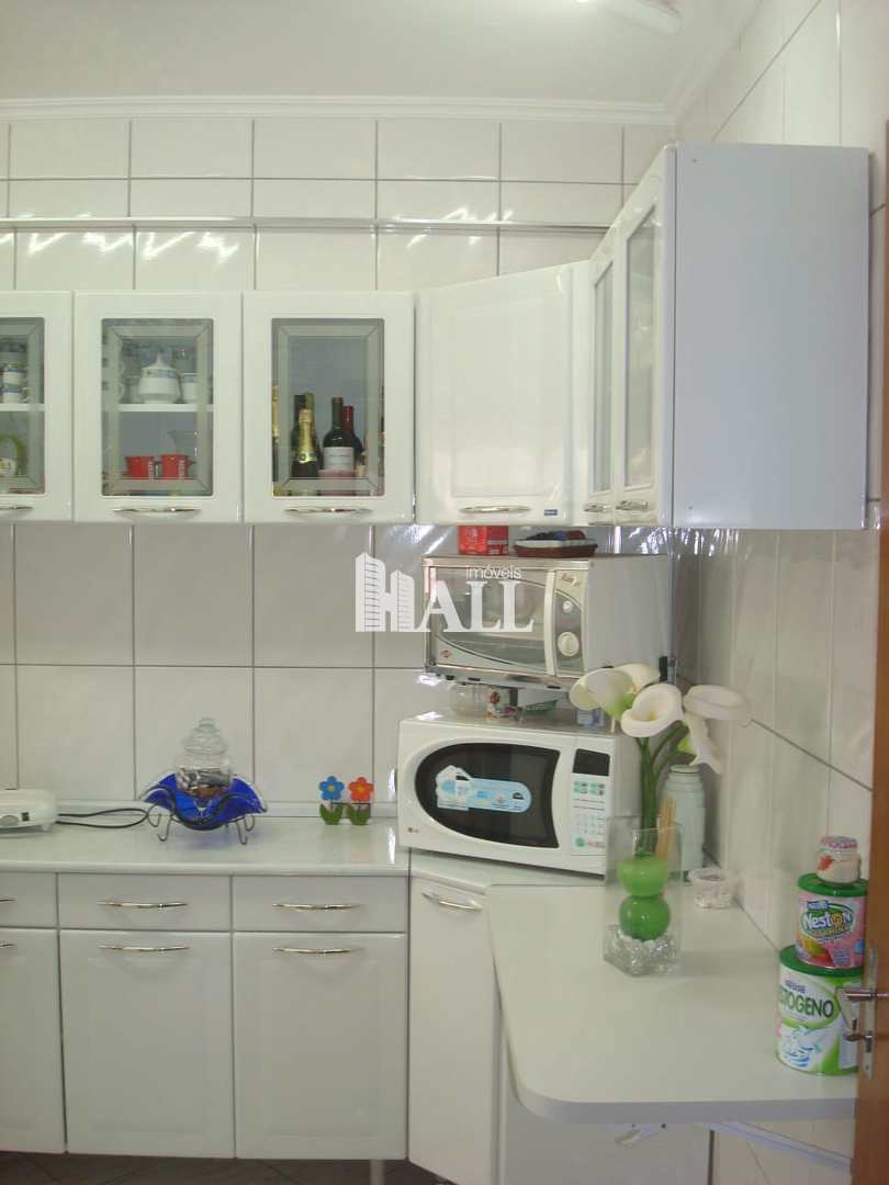 Apartamento à venda com 2 quartos, 64m² - Foto 3