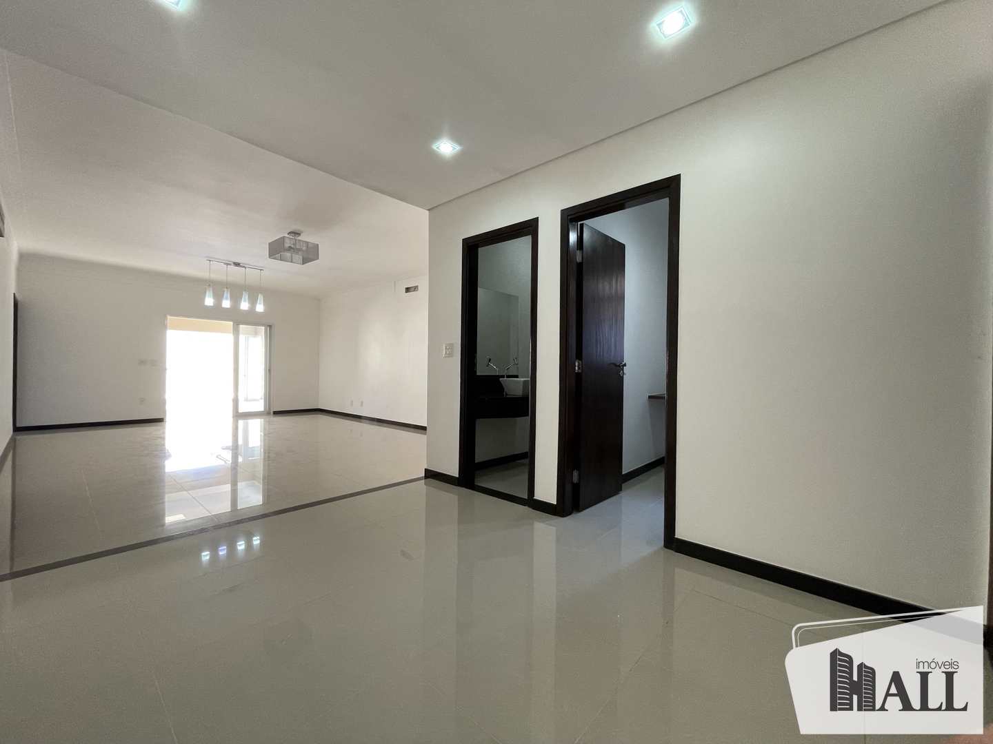 Casa de Condomínio à venda com 3 quartos, 240m² - Foto 18