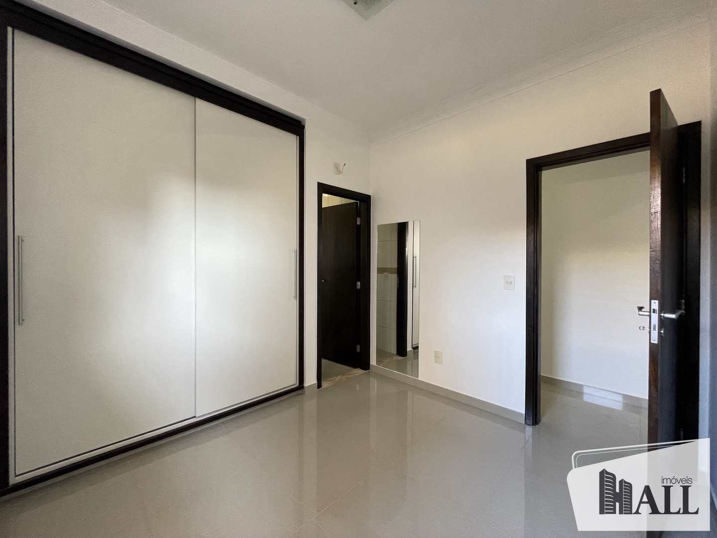 Casa de Condomínio à venda com 3 quartos, 240m² - Foto 10