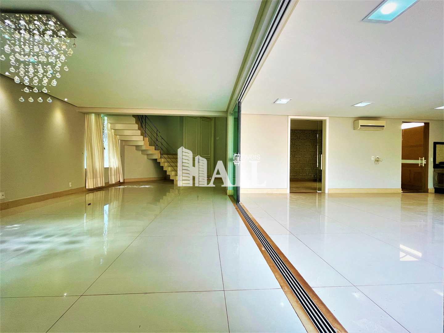 Casa de Condomínio à venda com 4 quartos, 328m² - Foto 35