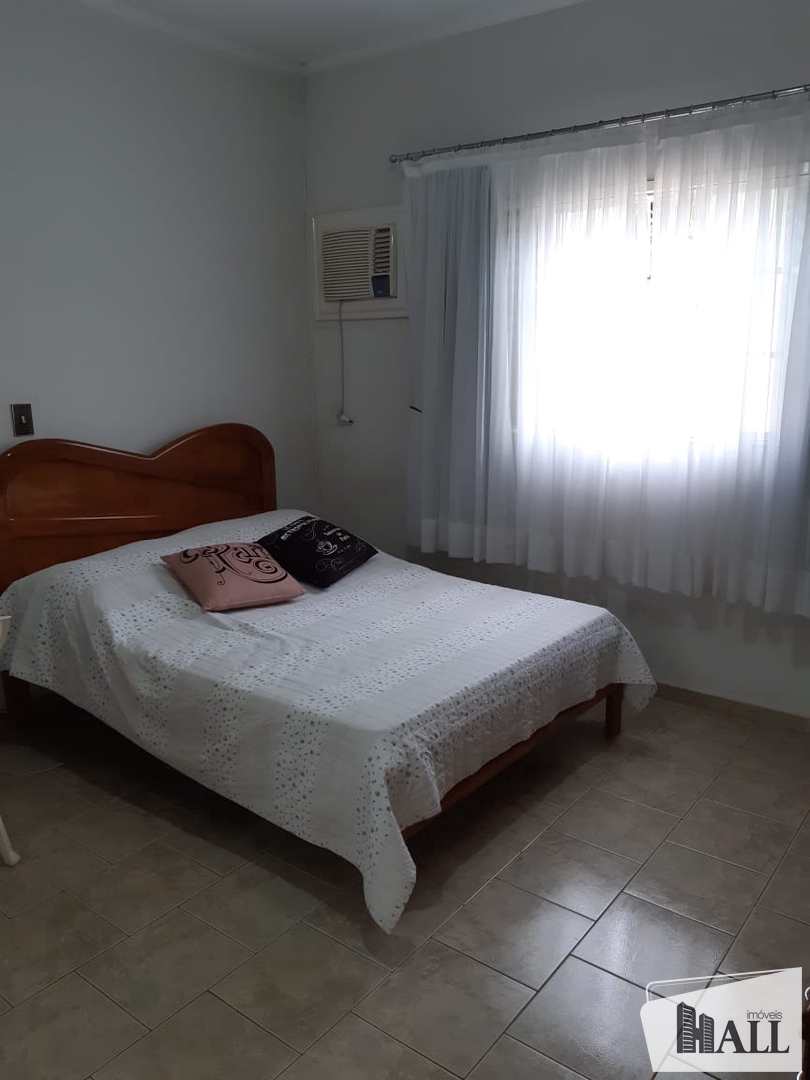 Casa à venda com 3 quartos, 360m² - Foto 12