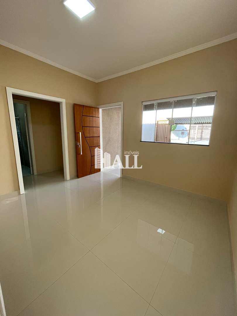 Casa à venda com 2 quartos, 112m² - Foto 2