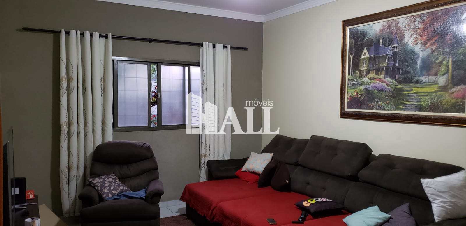 Casa à venda com 3 quartos, 308m² - Foto 1