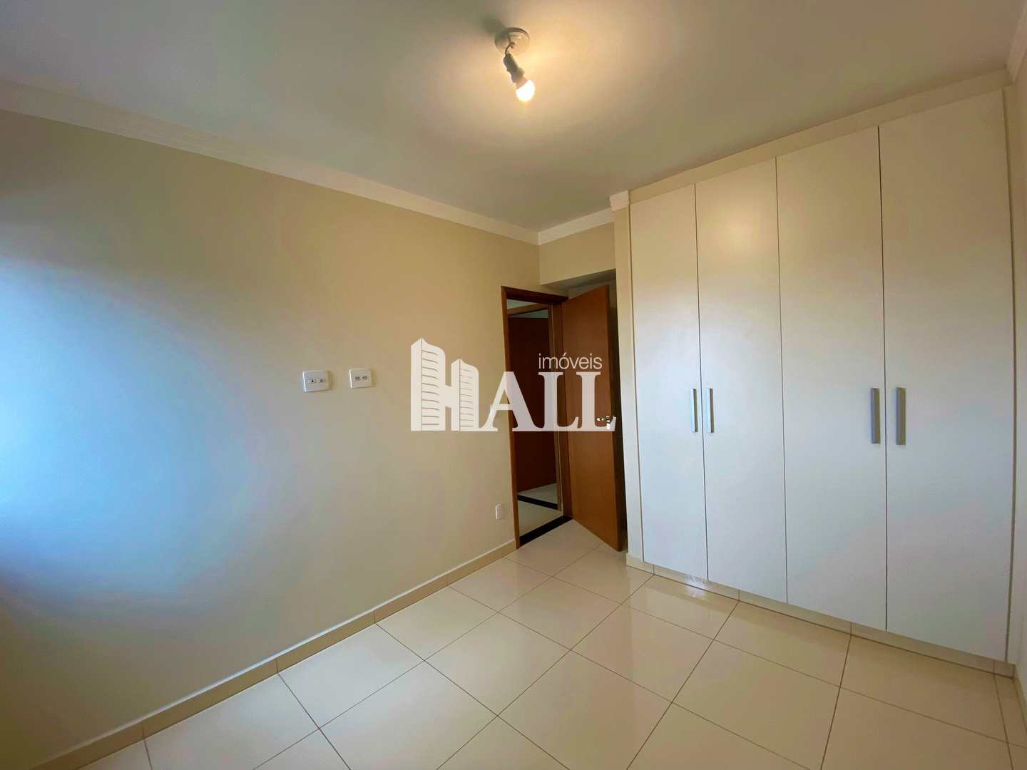 Apartamento à venda com 2 quartos, 82m² - Foto 5