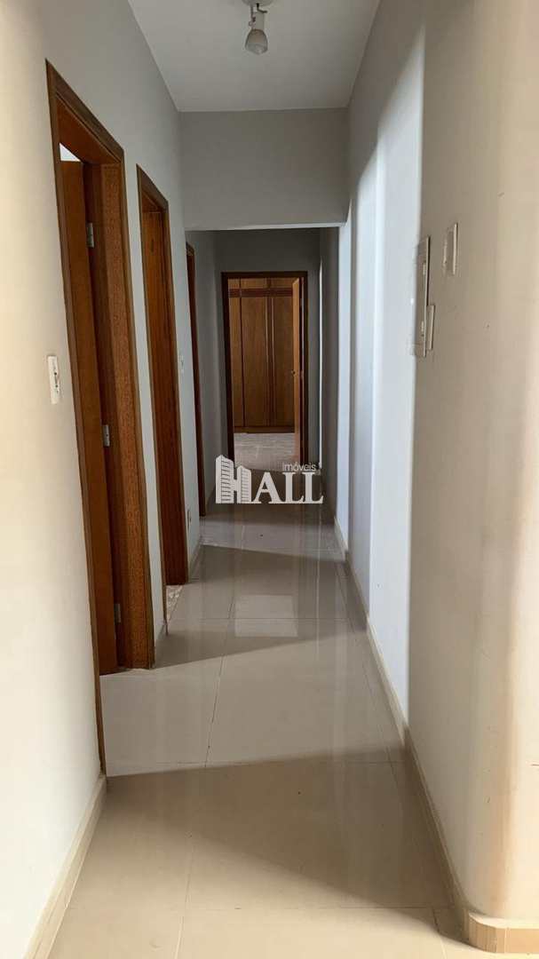 Casa com 4 quartos à venda, 250m² — foto 4 de 18