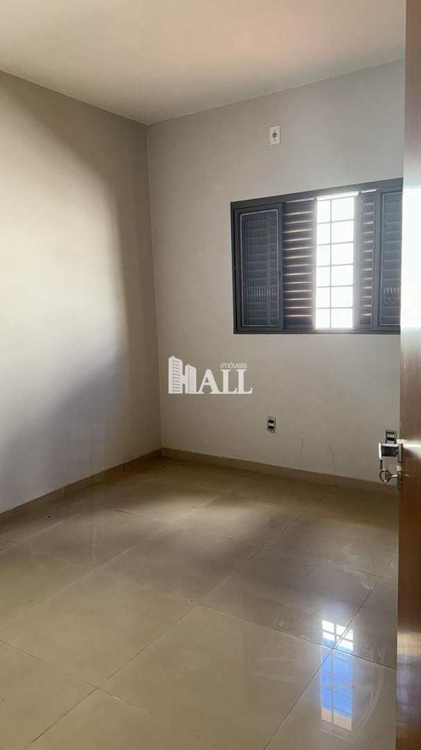 Casa com 4 quartos à venda, 250m² — foto 18 de 18