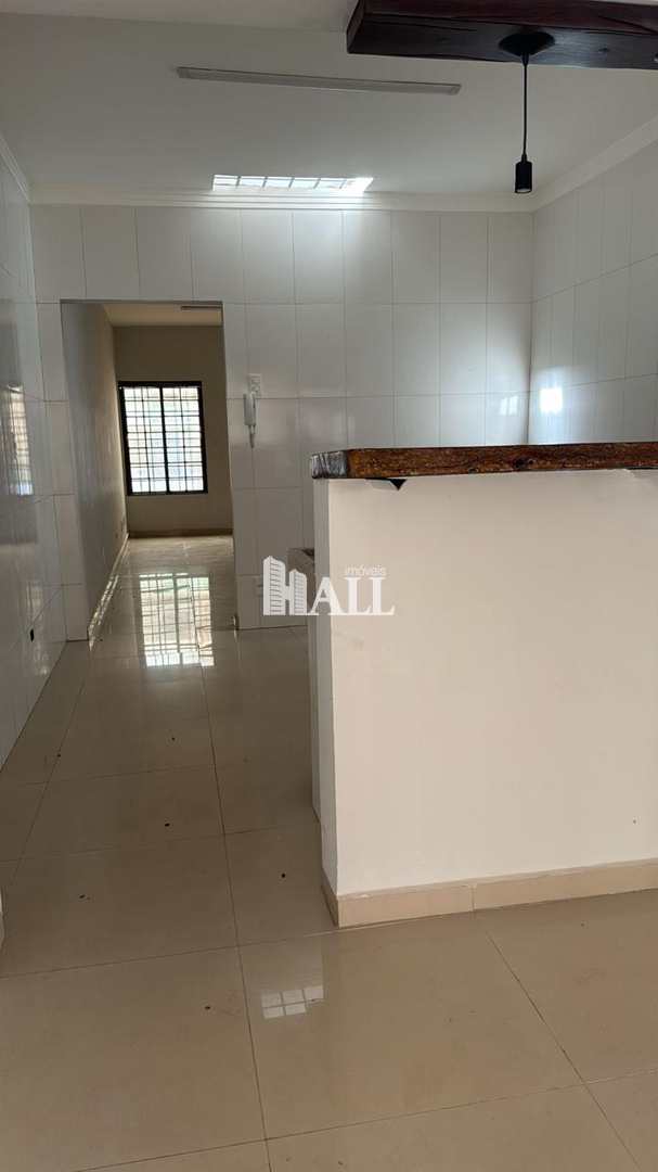 Casa com 4 quartos à venda, 250m² — foto 14 de 18