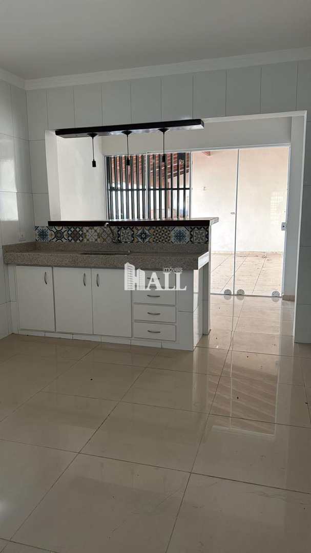Casa com 4 quartos à venda, 250m² — foto 15 de 18