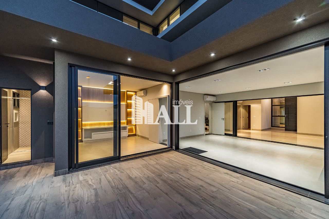 Casa de Condomínio à venda com 3 quartos, 300m² - Foto 3